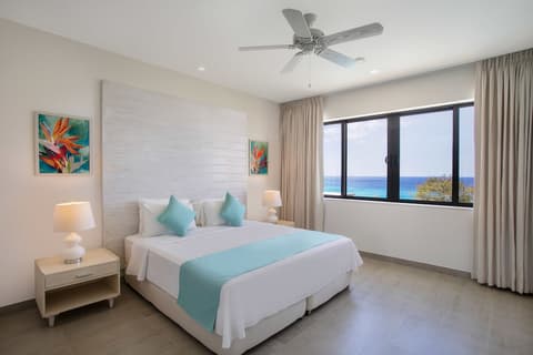 Beach View, Room