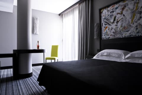 Twentyone Hotel, Room