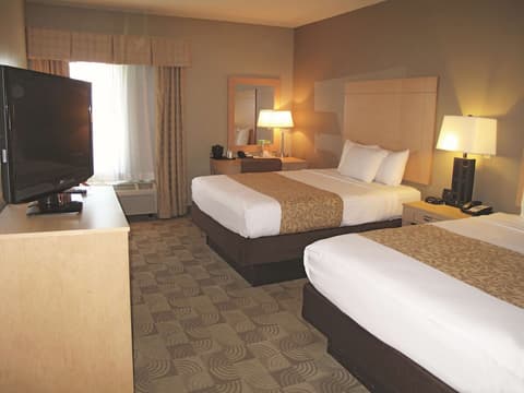 La Quinta Inn & Suites by Wyndham Tucumcari, Room