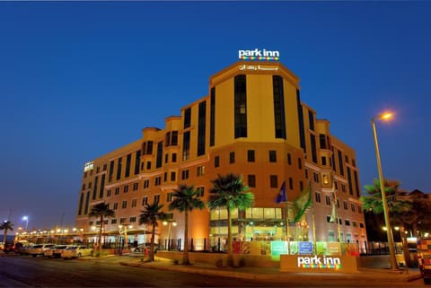 Park Inn by Radisson Al Khobar, Property entrance