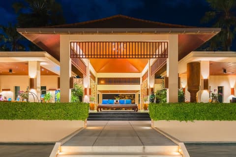 Dewa Phuket Resort & Villas, Reception
