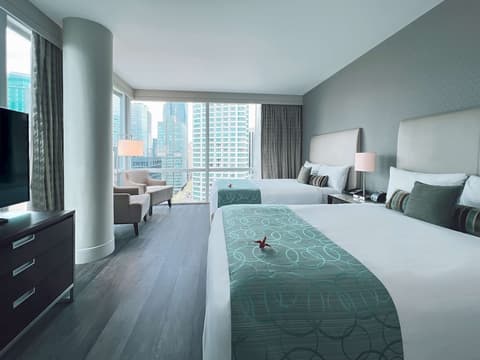 Coast Coal Harbour Vancouver Hotel by APA, Room