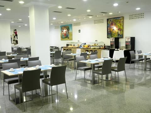 NH La Avanzada, Breakfast area