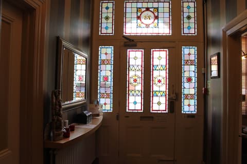 Wimbledon Hotel, Lobby