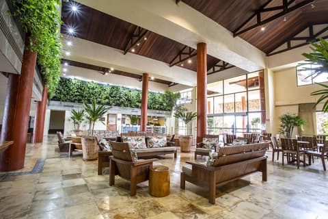 Beach Park Suites Resort, Reception