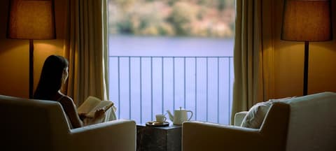 Octant Douro, Lobby sitting area