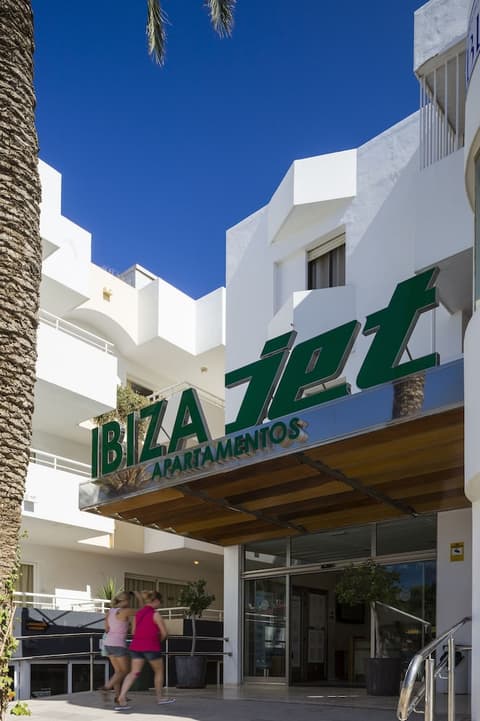 Ibiza JET Apartamentos - Adults Only, Interior entrance