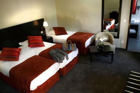 Hôtel de Suède, Room