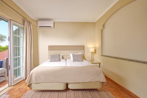 Cegonha Country Club, Room