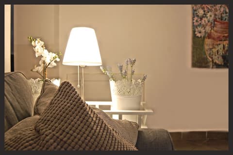 PortAtenea Atenea Collection, Interior entrance