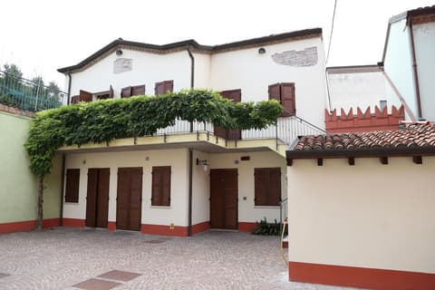 A Casa dei Gonzaga , Mantegna Hotels, Front of property