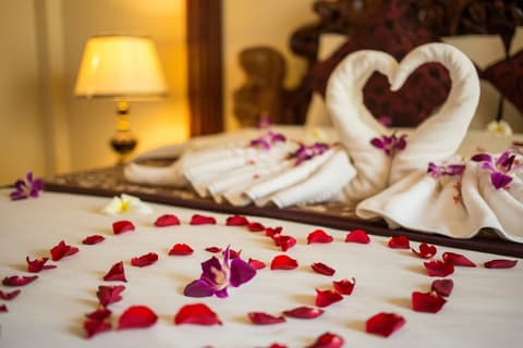 Royal Empire Hotel, Room