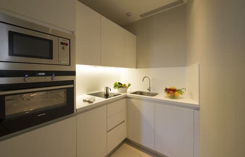 DUPARC Contemporary Suites, Room