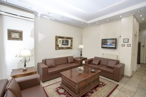 Athens Delta Hotel, Lobby sitting area