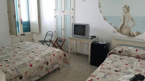 Le Sirene Scilla, Room