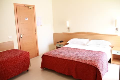 c-hotels International, Room