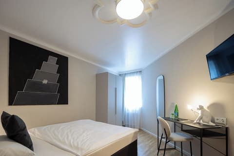 Q Hotel Maria Theresia, Room