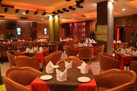 Pars International Hotel, Restaurant
