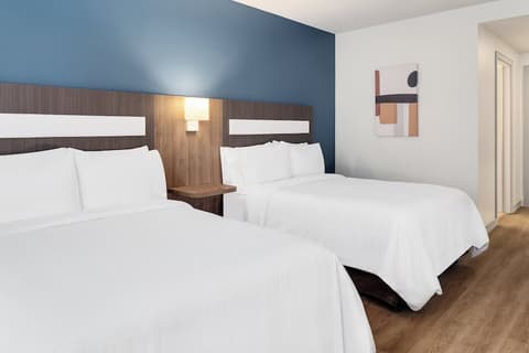 Holiday Inn Express San Jose Forum by IHG, Room