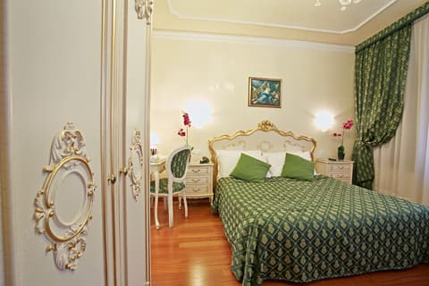 Hotel San Luca, Room