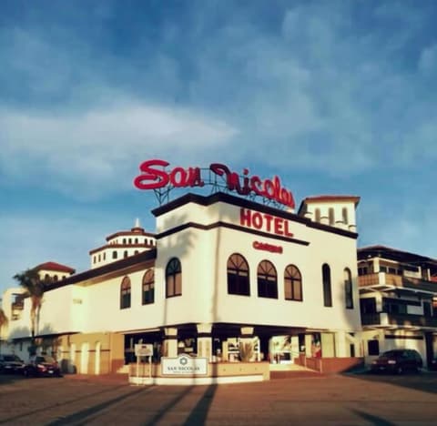 San Nicolas Hotel and Casino, Exterior