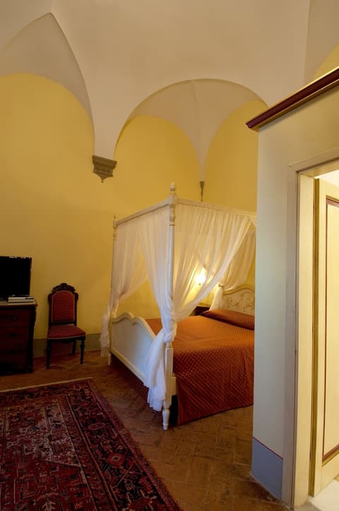 Villa il Fedino, Room