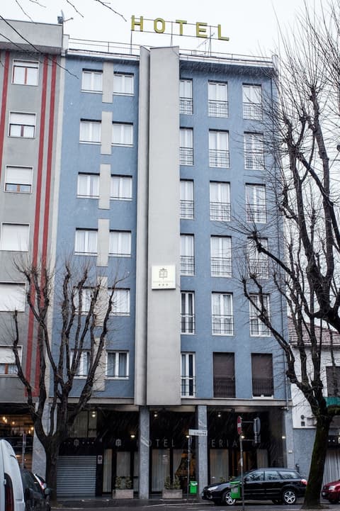 Hotel Esperia, Front of property