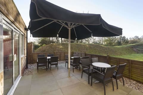 Ramada by Wyndham London Stansted Airport, Exterior