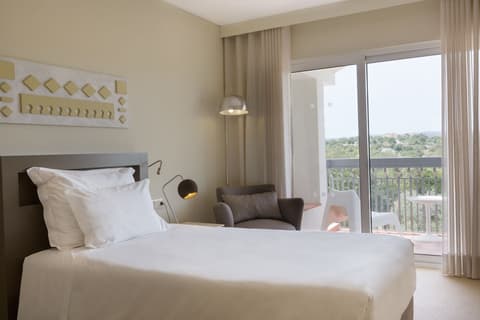 Ozadi Tavira Hotel, Room