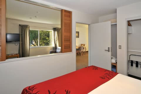 Wai Ora Lakeside Spa Resort, Room