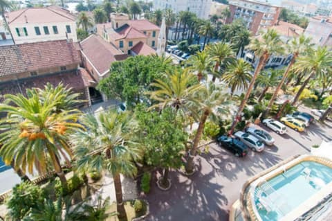 Grand Hotel Londra, Aerial view