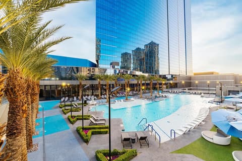 Hilton Grand Vacations Club Elara Center Strip Las Vegas, Pool