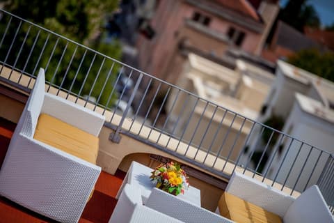 Hotel Panorama, Exterior