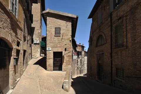 Hotel Raffaello, Exterior detail