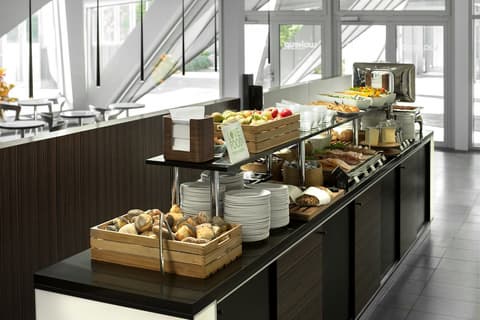 Wakeup Copenhagen Carsten Niebuhrs Gade, Breakfast buffet