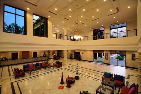 Clarks Khajuraho, Interior entrance