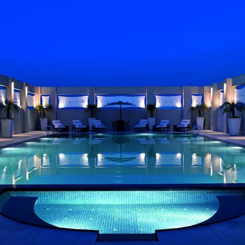 Hilton Garden Inn New Delhi/Saket, Outdoor pool
