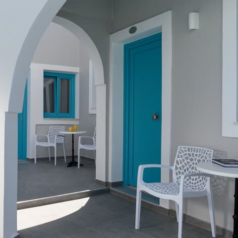 Hotel Nikolas, Terrace/patio