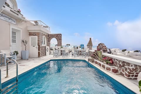 Merovigliosso Apartments, Outdoor pool