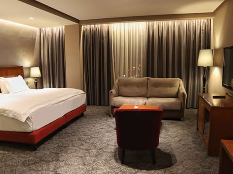 Mondial Hotel, Room