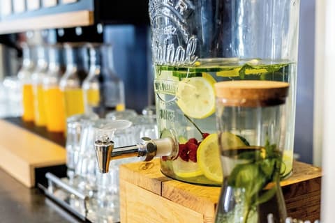 Lenas Donau, Breakfast buffet