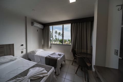 Praia Mar, Room