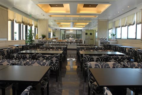 Grand Hotel Duca di Mantova, Dining