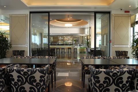 Grand Hotel Duca di Mantova, Dining