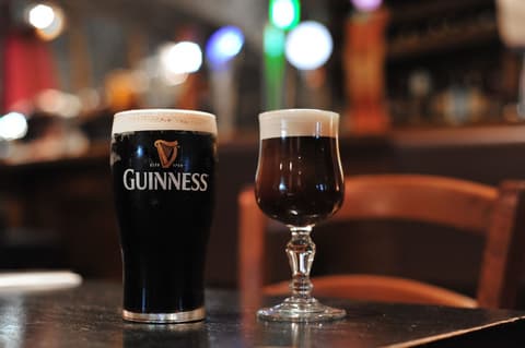 Coach House Hotel, Dining