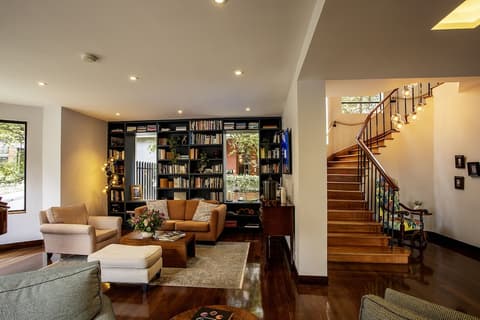 Bh la Quinta- Suites, Lobby sitting area