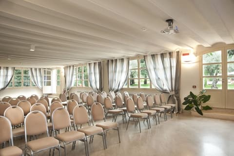 Relais Villa Valfiore, Meeting facility