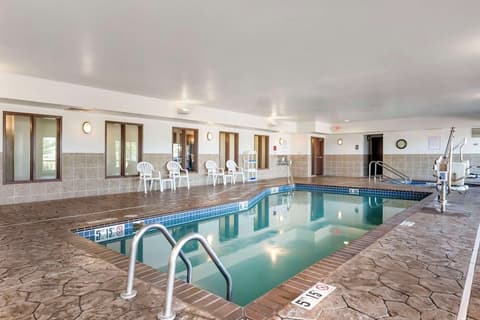 Comfort Suites Conference Center Rapid City, Pool