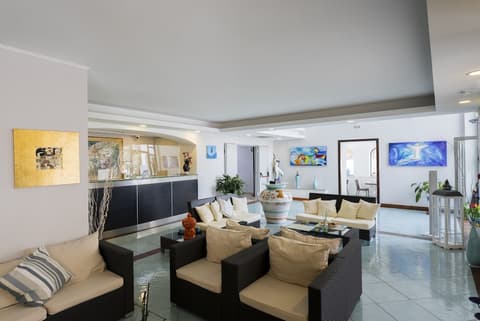 Hotel Murmann, Lobby