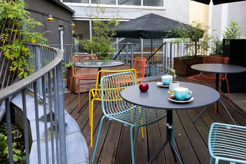 a&o Köln Neumarkt, Courtyard